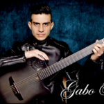 Gabo und seine Gitarre